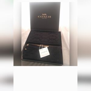 New Coach Gloves And Headband Set In Sing.Black With Gift Box NWT